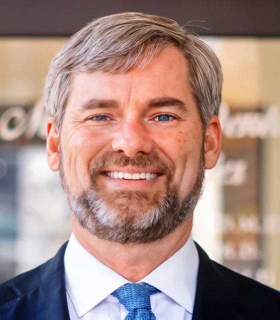 Dr. Bryan Robinson, DMD